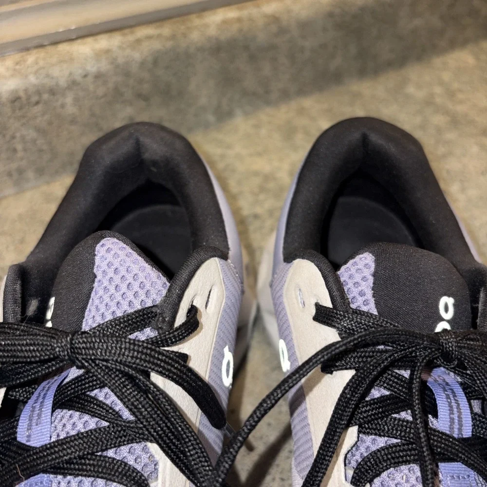 ON Cloudrunner 2 Nimbus Blue Women's Sz 8.5 Purple Very Good W/ Dirt Stains - Picture 6 of 12